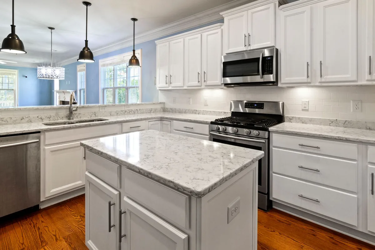Filth & Squalor Cleanup in Saddle Rock, NY